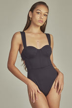 Laden Sie das Bild in den Galerie-Viewer, Gallery: Empress One-Piece Bouche Body Black