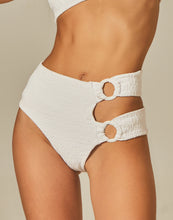 Laden Sie das Bild in den Galerie-Viewer, Gallery: Empress Bottom Bottom Hoop Sloane White Tweed Texture