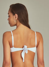 Laden Sie das Bild in den Galerie-Viewer, Image 07: Empress Top Top Bikini Agatha White