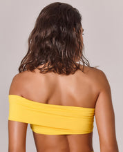 Laden Sie das Bild in den Galerie-Viewer, Model Back: Empress Top Top Biquini Off Shoulder Amarelo
