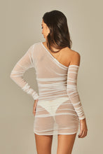 Laden Sie das Bild in den Galerie-Viewer, Yasmin Dress White Tule
